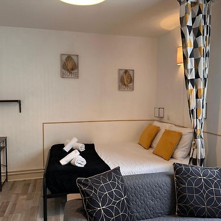 Orleans Centre Proche Gare - Appartement Fonctionnel Residence Calme Parking Prive Gratuit - Le Central Elegance Orléans Exterior foto